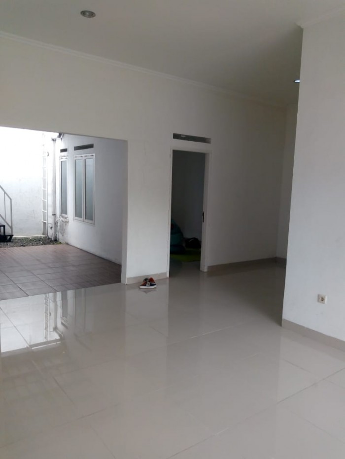 Rumah di Jual Di Daerah Bella Casa Depok